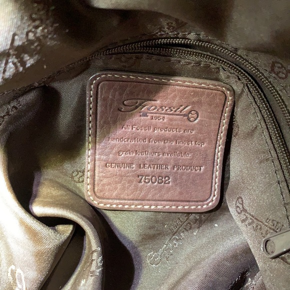 Fossil genuine leather hobo bag / purse - Picture 12 of 15